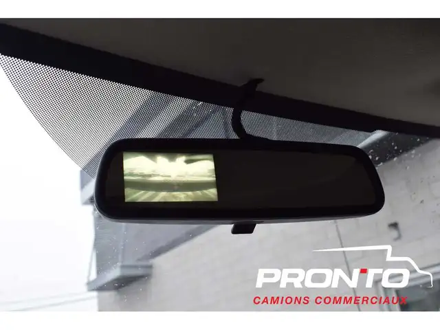 2020 Chevrolet Express Commercial Cutaway Cube 16 pieds  Camer - Photo 19