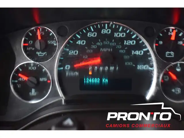 2020 Chevrolet Express Commercial Cutaway Cube 16 pieds  Camer - Photo 23