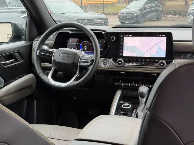 2025 Chevrolet Colorado - Photo 12