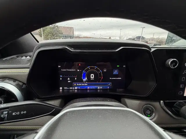 2025 Chevrolet Colorado - Photo 14