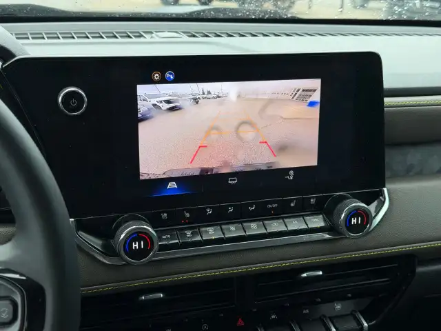 2025 Chevrolet Colorado - Photo 16