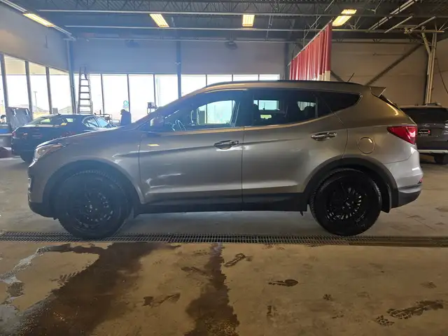 2016 Hyundai Santa FeLuxury | Local | Leather - Photo 8