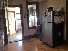 Beautiful character home in Elkhorn - Photo 5