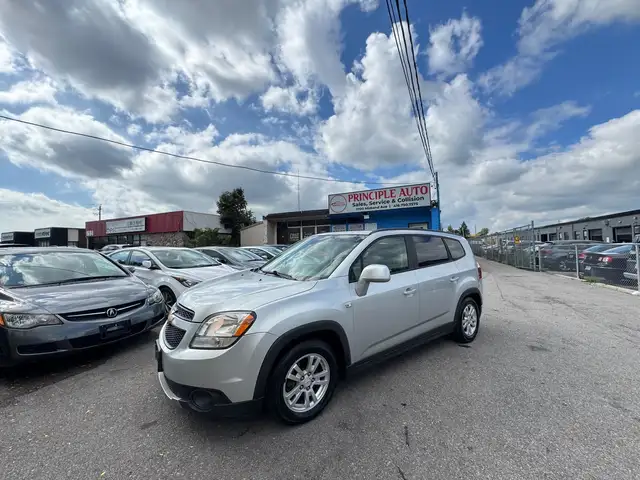 2012 Chevrolet Orlando 101KM (7 Seater) CERTIFIED-WARRANTY - Photo 2