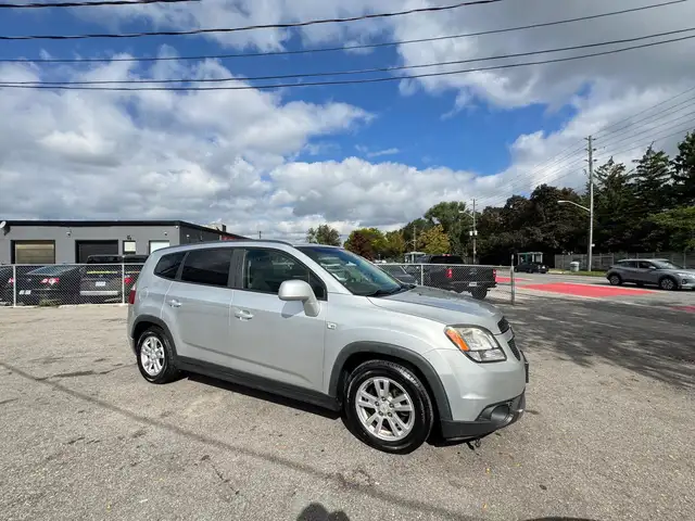 2012 Chevrolet Orlando 101KM (7 Seater) CERTIFIED-WARRANTY - Photo 11