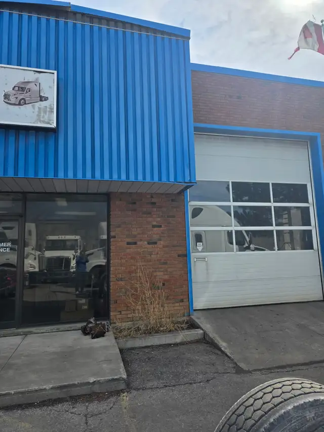 SHOP FOR RENT - Photo 2