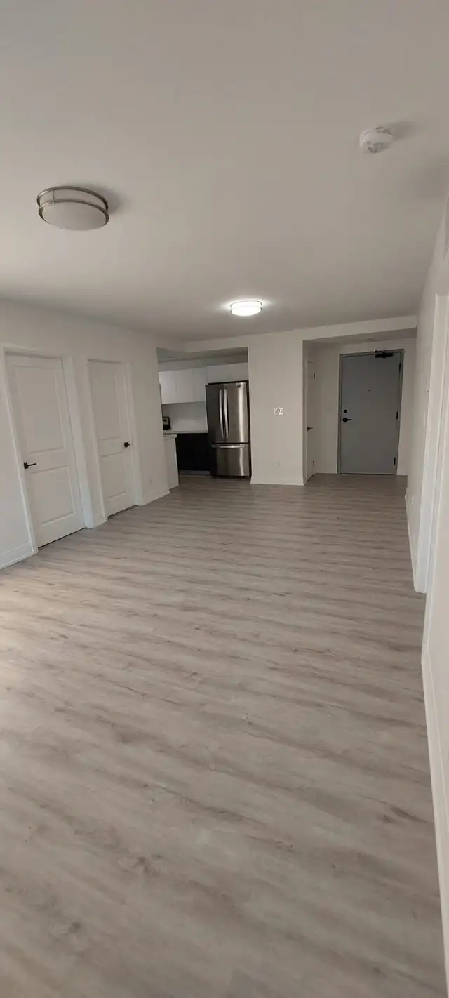 Clean 2 Bed   Den Condo (Forest Glade) | 2 Bath | Owner Managed - Photo 4