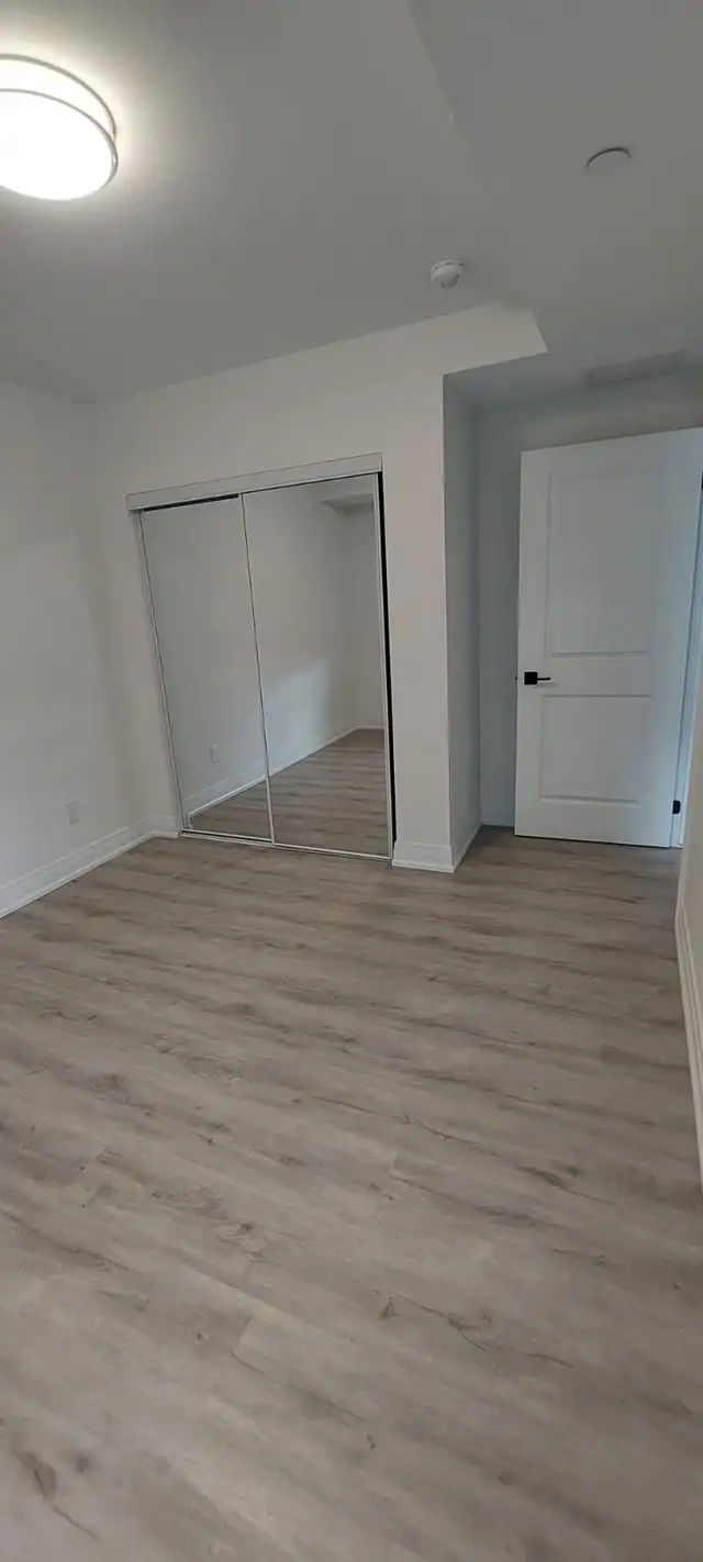 Clean 2 Bed   Den Condo (Forest Glade) | 2 Bath | Owner Managed - Photo 8