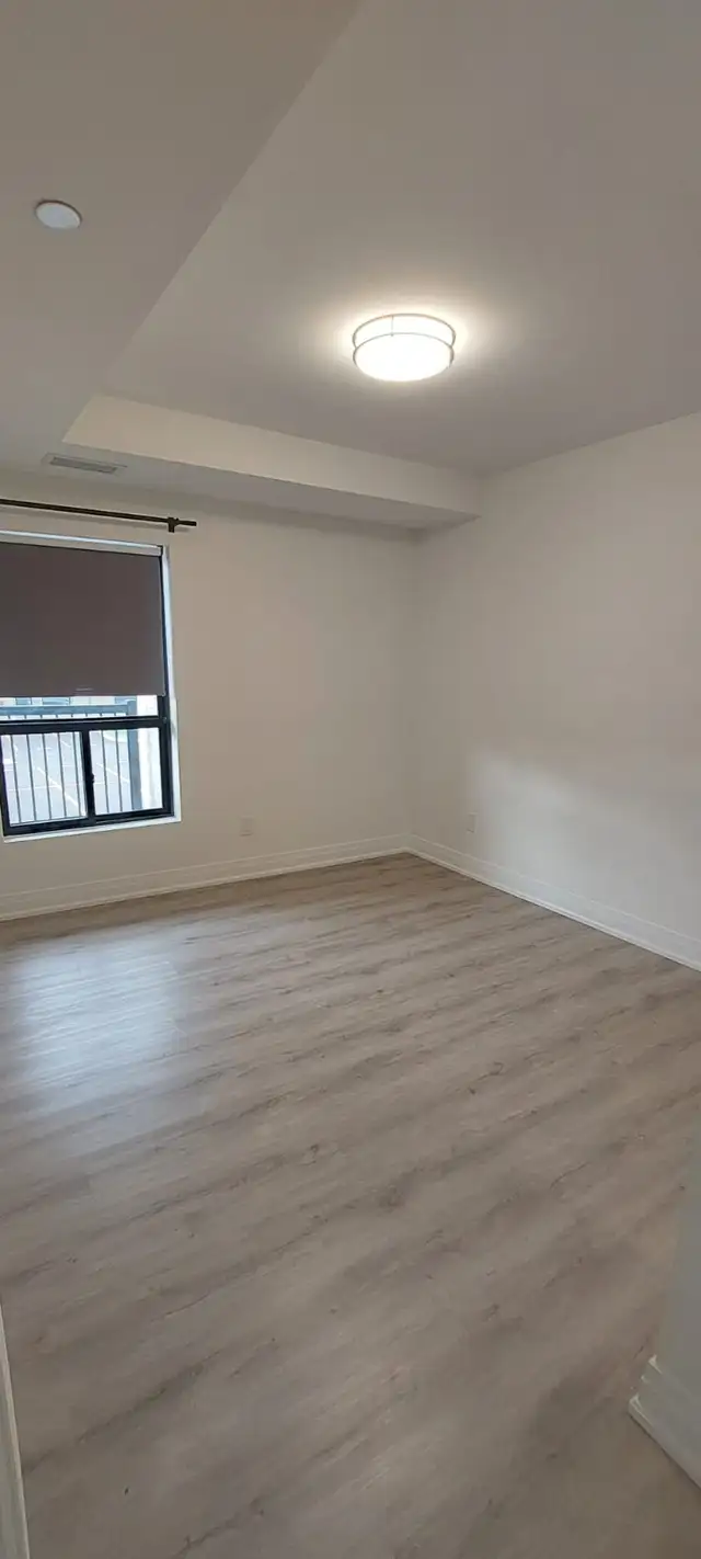 Clean 2 Bed   Den Condo (Forest Glade) | 2 Bath | Owner Managed - Photo 9