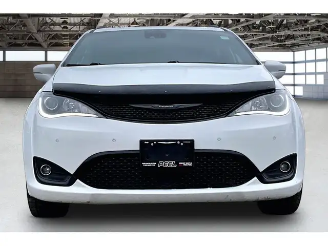 2019 Chrysler Pacifica Limited S App 8Seat | Theatre Group | AS - Photo 3