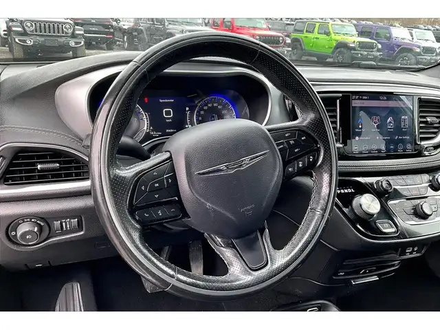 2019 Chrysler Pacifica Limited S App 8Seat | Theatre Group | AS - Photo 13