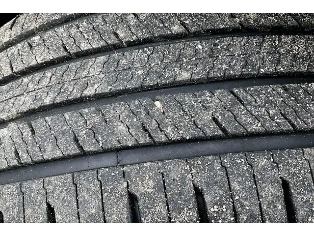 2019 Chrysler Pacifica Limited S App 8Seat | Theatre Group | AS - Photo 35