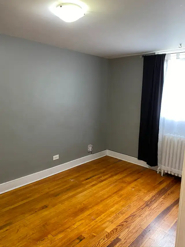 2BDR – GREAT LOCATION - Photo 5