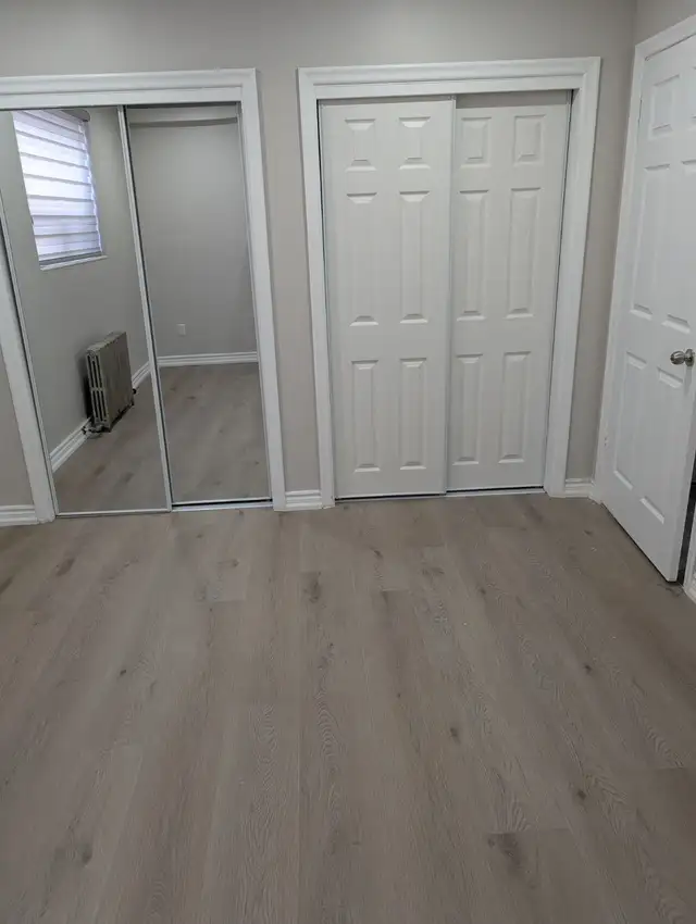 Bachelor Aprt - Minutes to Kennedy Stn/TTC/GO