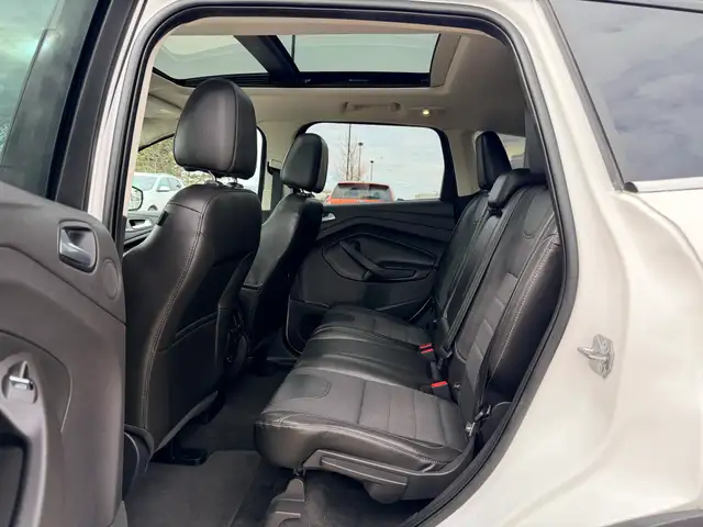 2015 Ford Escape SE Front Wheel Drive - Photo 8