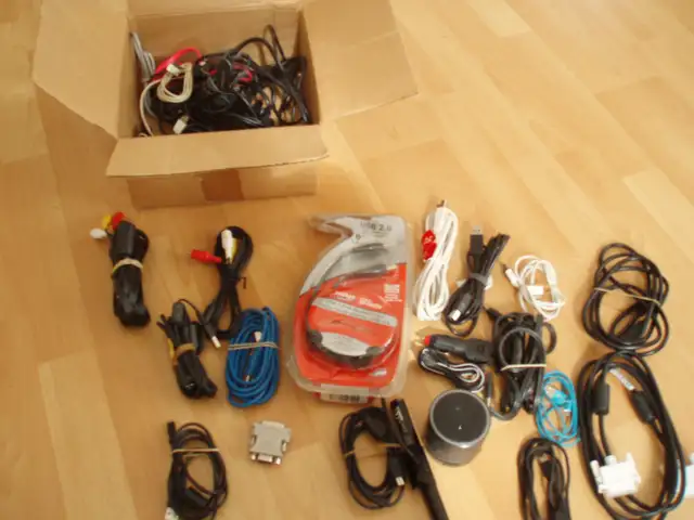 COMPUTER  CABLES  ETC.
