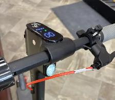 Like New 5th Wheel v40pro 800watt Electric Scooter /w Charger - Photo 4