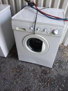 laveuse sécheuse en tres bonne condition de marque Gibson
