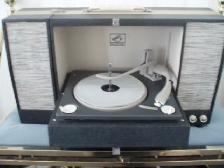 VINTAGE 1950'S RCA RECORD PLAYER - TURNTABLE - Photo 2