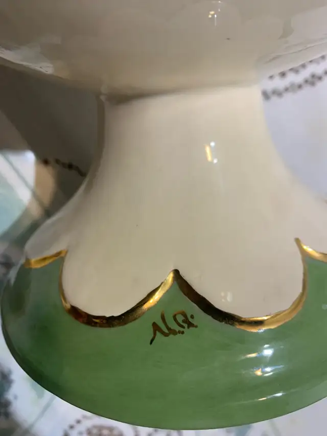 Vintage Royal Canada Flower Frog Vase-Pedestal - Photo 3