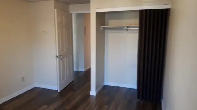 MAIN FLOOR – 1 BDRM – CAT FRIENDLY - Photo 6