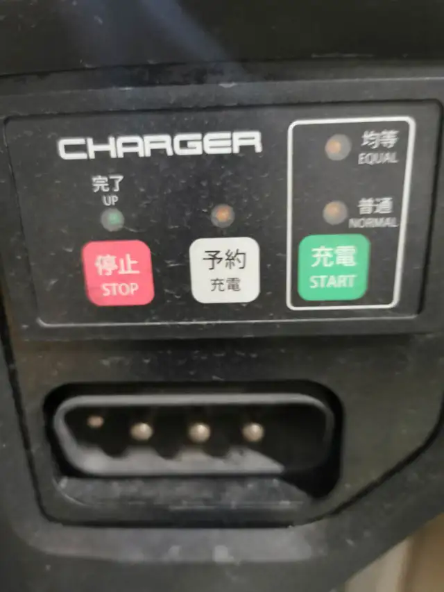 Toyota 5500lbs electric forklift reach 14.7 feet - Photo 2