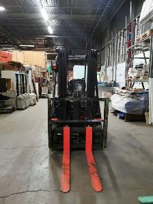Toyota 5500lbs electric forklift reach 14.7 feet - Photo 5