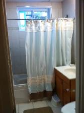 Large 7 1/2   finished basement and yard near Jean-Talon market - Photo 6