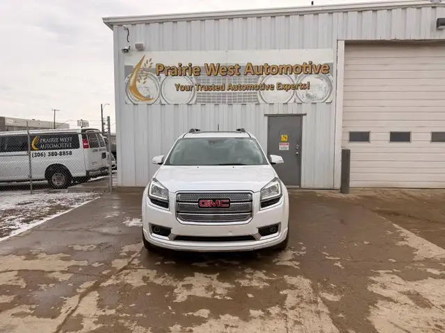 2016 GMC Acadia AWD - 7 Passenger - Photo 2