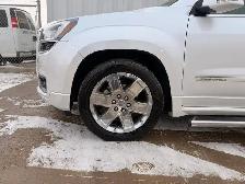 2016 GMC Acadia AWD - 7 Passenger - Photo 10