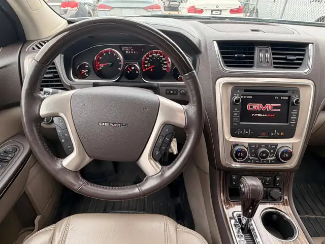 2016 GMC Acadia AWD - 7 Passenger - Photo 11