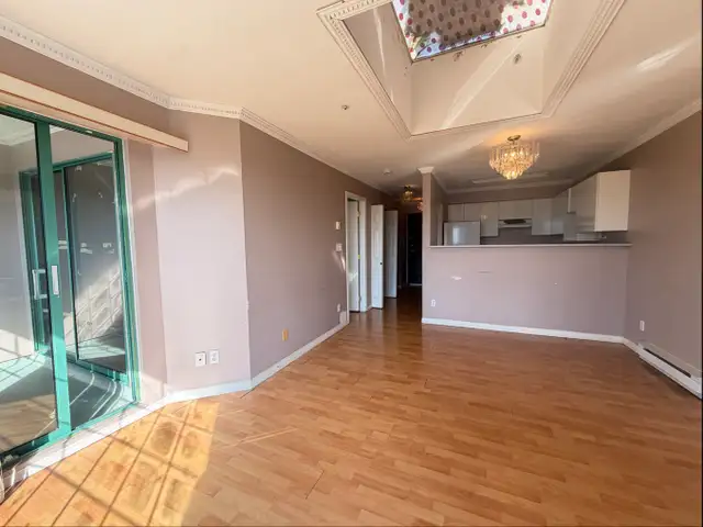 South Vancouver Well-maintained 2 bedrooms apartment for rent. - Photo 3