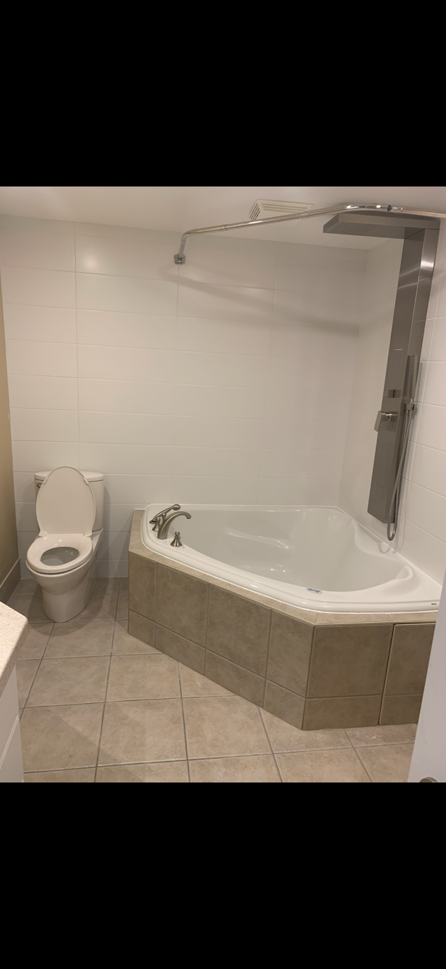 Logement Grand 5 1/2 À LOUER - Photo 2