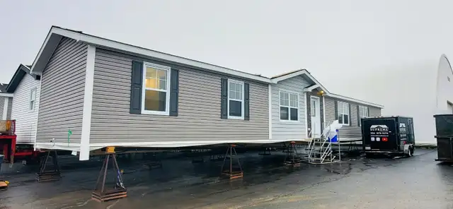 New 3 bedroom Fancy home on special sale (and 2 bdms)! - Photo 3