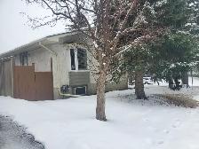 House for rent - Photo 2