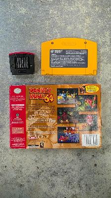 Donkey Kong 64 in Box with Expansion Pak - Photo 2