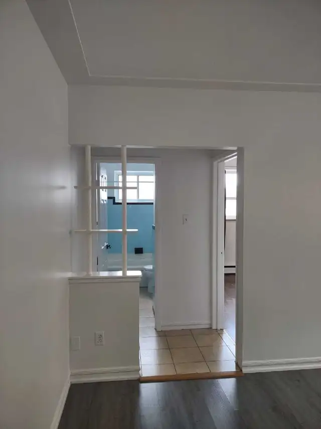 1 Bedroom Apartment available immediately - Photo 3