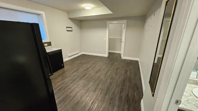 2 Bedroom Legal Basement Suite – Rosewood (Available May 1) - Photo 2