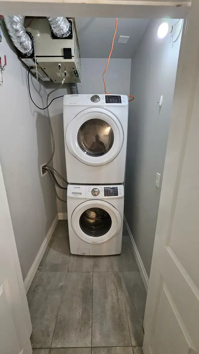 2 Bedroom Legal Basement Suite – Rosewood (Available May 1) - Photo 5
