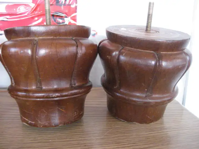 4 Large wood furniture feet - Photo 2