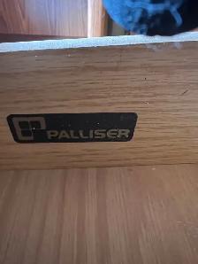 Free delivery used solid wood Palliser cabinet - Photo 5