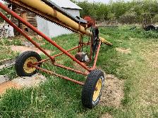 Westfield Grain Auger - Photo 2