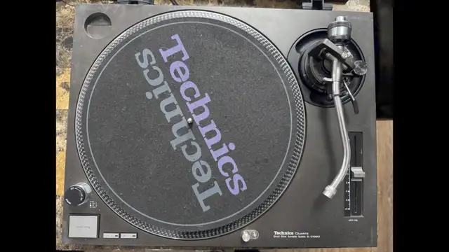 Technics MK2 Turntable - Photo 2