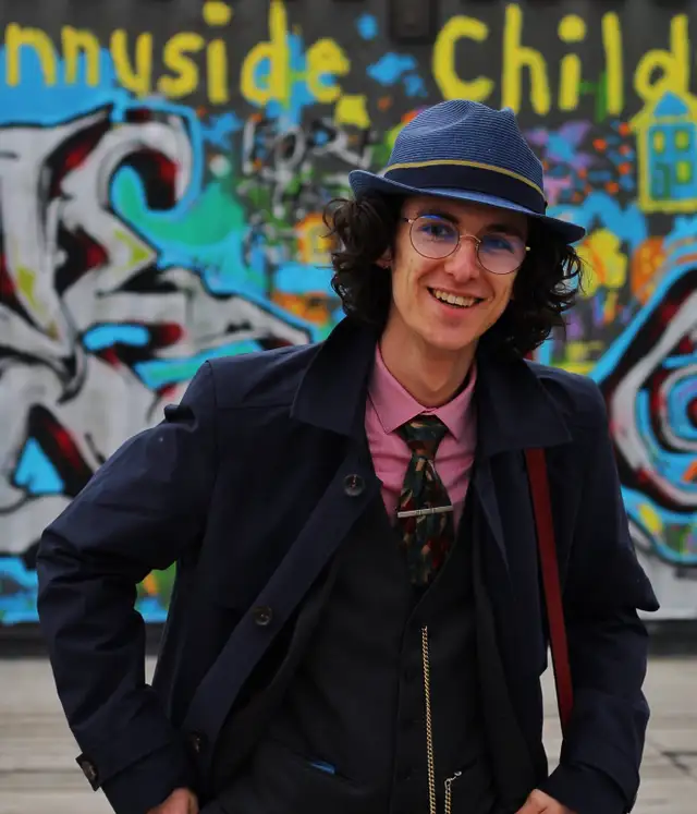 $50 Headshot Sessions in Calgary Alberta - Photo 3