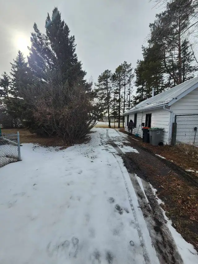 house for rent in thorsby - Photo 6