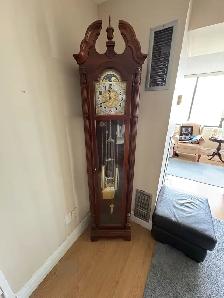 Free delivery used Howard Miller 'Jonathan' Grandfather Clock