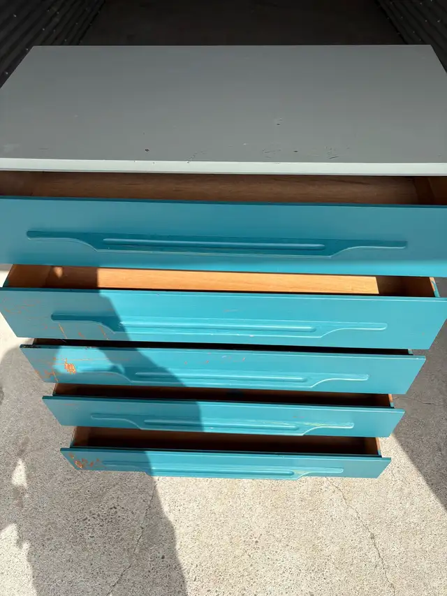 Free delivery Used 20th century Teal 5-Drawer Dresser - Photo 4