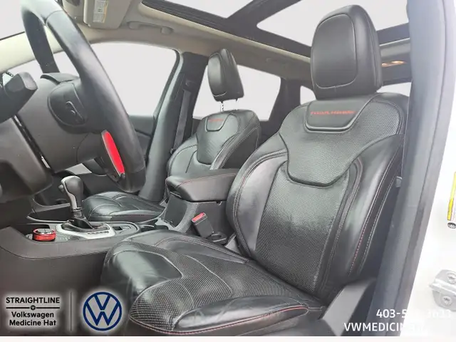 2017 Jeep Cherokee Trailhawk 4x4, Trail Rated®, Heated Seats, Uc - Photo 9