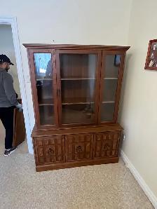 Free delivery used Wooden China Cabinet with Glass Doors