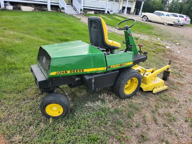 930 John Deere 60 inch lawn mower - Photo 6